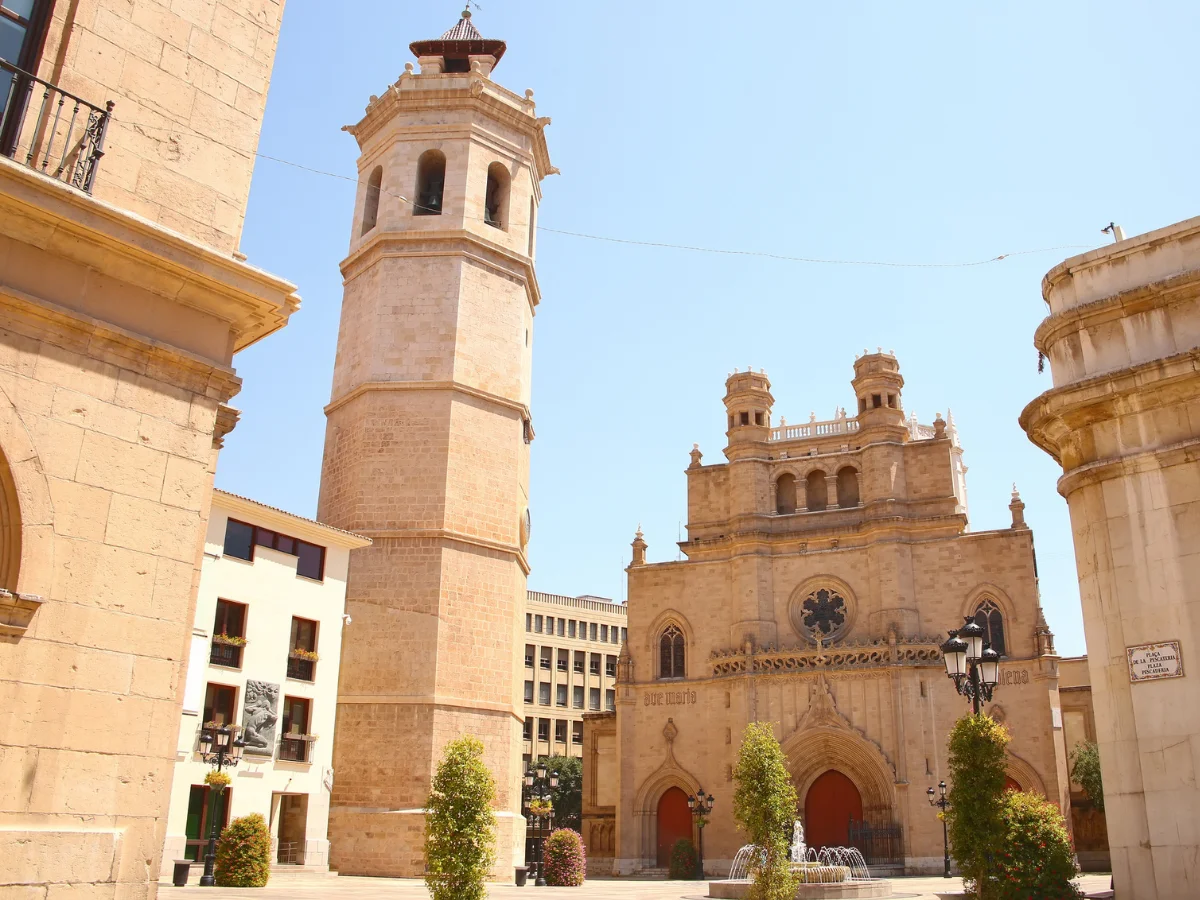 Discover Castellón de la Plana in the Valencia Region