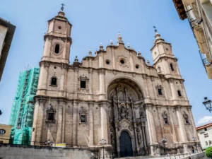 Explore Alcañiz