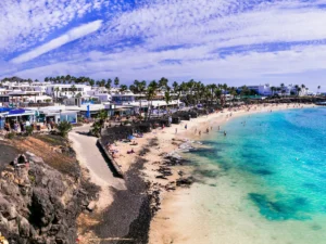 Flamingo beach in Lanzarote, Spain is nice