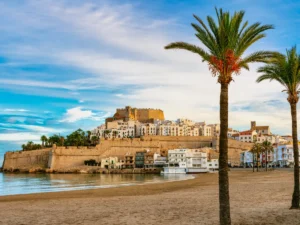 Discover the beauty of Peniscola on Costa Azahar, Spain