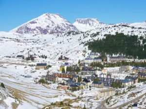 Explore the Candanchu ski resort in Spain
